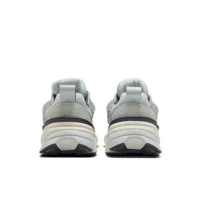 Nike W V2K RUN Women's Athletic Lifestyle Slip-Resistant, Durable, Breathable Casual Running Shoes FN6703-003