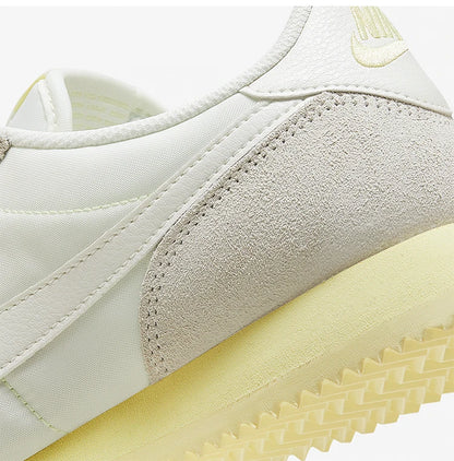 Oryginalne damskie sznurowane, oddychające buty sportowe w stylu retro Nike Cortez HF6410-118