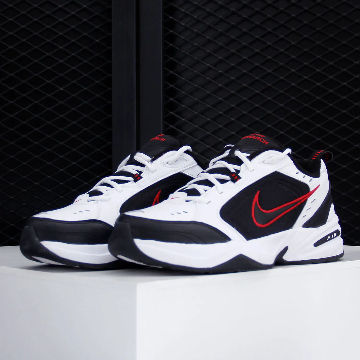 Chaussures de sport Nike Air Monarch IV pour homme, modèle « Dad Shoes » 415445-101