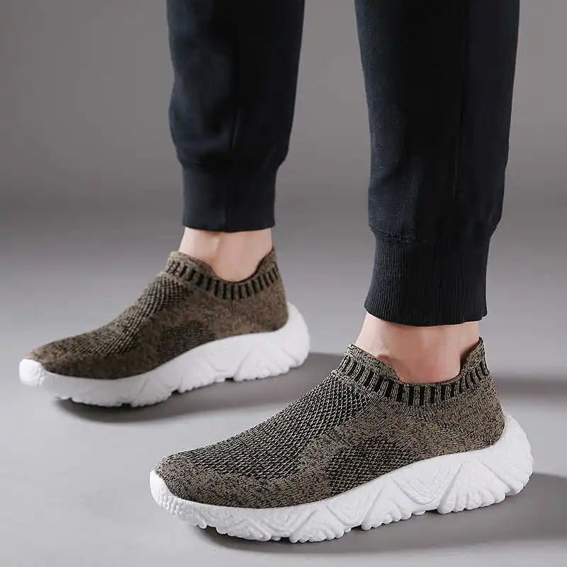 Camp Round Tip Black Boot Skateboarding Sneakers For Teens Run Shoes For Men Sports New Season Suppliers Imported
