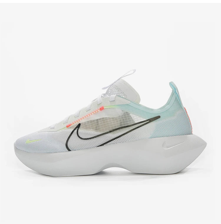 Nike Authentic VISTA LITE Scarpe da donna con plateau traspiranti in stile "dad shoes" CI0905-102