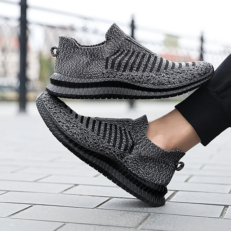 Buty męskie Oddychające męskie trampki Wygodne buty do biegania Tenisowe buty outdoorowe Buty wsuwane do chodzenia Buty do joggingu typu skarpeta