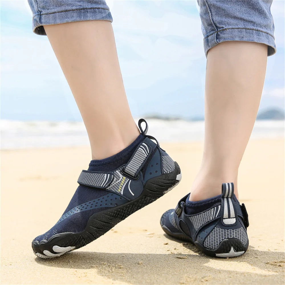 Kids Aqua Shoes Summer Beach Five Fingers Barefoot Water Shoes Swimming Lightweightl Non-slip Seaside River Children Sneakers